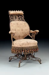 Rococo Revival malované a zlacené litinové dostředivé křeslo, vyrobené společností American Chair Company, New York, kolem roku 1850