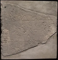 Fragment stély zobrazující orbu, sklizeň a pasení dobytka
