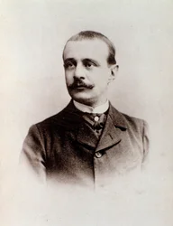 Portrét anglického skladatele Charlese Bordese (č/b foto, kolem roku 1900)