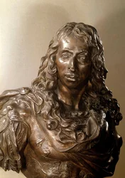 Bronzová busta Ludvíka II. Bourbonského, prince z Conde známého jako Grand Conde (1621-1686) (Bourbon-Conde). Socha Antoina Coysevoxe (1640-1720) 17. století.