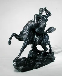 Theseus Combating the Centaur Bienor (bronz) (pohled zepředu)