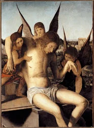 Pietà se třemi anděly. Mrtvého Krista podpírají tři andělé na jeho hrobě. Obraz Antonella di Antonia, zvaného Antonello da Messina (1430-1479), 1475. Rozměry 145 x 85 cm. Benátky, Museo Correr