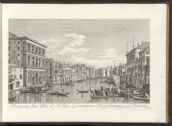 Nachází se na Canal Grande, Palazzo Grimani a Ca