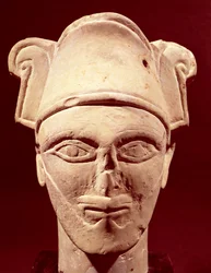 Hlava semitského náčelníka s egyptským vlivem z Ammánu