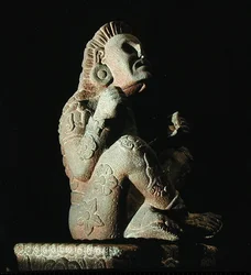 Xochipilli (viz také 207566), pozdní období klasického období (1300-1521) (kámen)