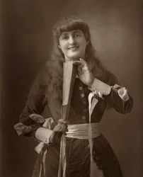 Britská herečka Alice Atherton ve filmu Oliver Grumble, 1886