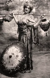Denise Orme 1885-1960, anglická zpěvačka, začátek 20. století.