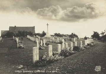 Hřbitov valů (brána Lille), Ypry