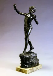 Pánev (patinovaný bronz a mramor)