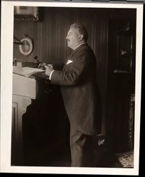 Victor Herbert, 1900-20 (stříbrný želatinový tisk)