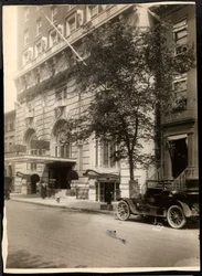 Pohled na hotel Robert Treat, Newark, New Jersey, 1916 (stříbrný želatinový potisk)