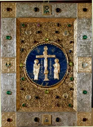 Byzantské umění: obálka evangelia zdobená zlatými listy odpuzuje filigránový krucifix představující Pannu Marii a svatého Jana. 13. století. Benátky tesoro de San Marco (pokladník svatého Marka)