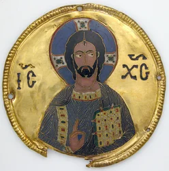 Medailon s Kristem z rámu ikony, cca 1100 (zlato, stříbro a smalt cloisonné)