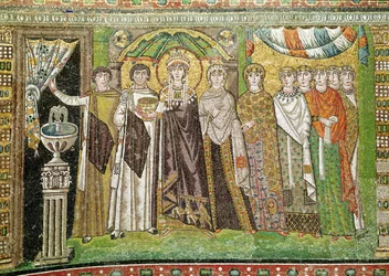 Císařovna Theodora se svým dvorem dvou ministrů a sedmi žen, kolem roku 547 našeho letopočtu (mozaika)