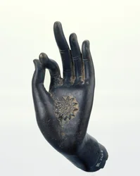Buddhova ruka (bronz)