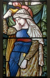 Faith, východní okno 1885 (vitráže)