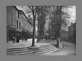 The Pantiles, Tunbridge Wells c1900