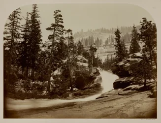 Kaskáda, Nevadské vodopády, Yosemity, Kalifornie