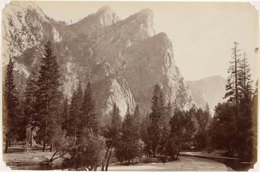 Tři bratři, 4 480 stop, Yosemitské údolí