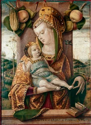 Panna Maria s dítětem. Za nimi jablka a okurka, dole otevřená kniha (Bible). Tempera na dřevě od Carla Crivelliho (1430/35-1494/1500)