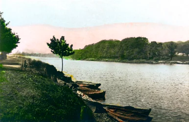 Řeka Tyne v Hexhamu, Northumberland, 1926.