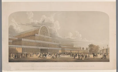 Podívejte se na Crystal Palace Transept (vnější pohled) průmyslového paláce, z brány Prince of Wales (název na objektu)