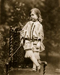 Hallam Tennyson 28. září 1857 (sépiová fotografie)