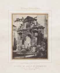 Fontána v Jardin du Luxembourg (jeskyně Marie de Medici)