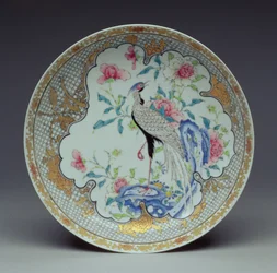 Mísa malovaná dlouhoocasým ptákem, skalami a květinami, období Jung-čeng, 1725-35