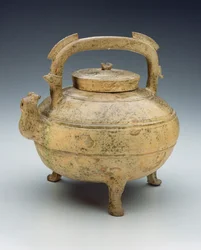 Glazovaná hrnčířská konvice, období Válčících států, 1027-220 př. n. l. (keramická)
