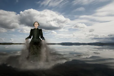 Éterická žena – Klidná voda