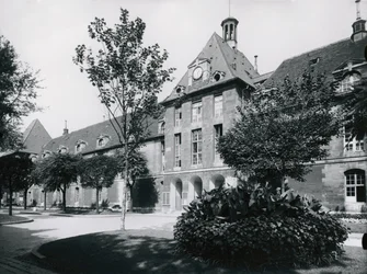 Nemocnice St. Louis, Paříž, 1607-12