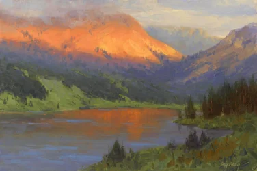 Zářící jezero Golden Mountain
