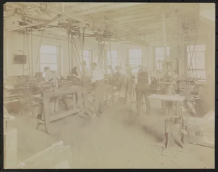 Dressler & Co. Factory, Filmové stroje, New York