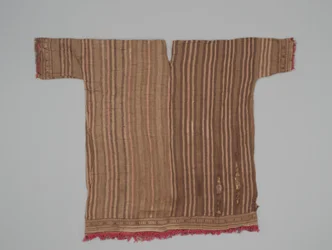 Tunika s rukávy, cca 1300-1470 (bavlna a velbloudí vlákno)