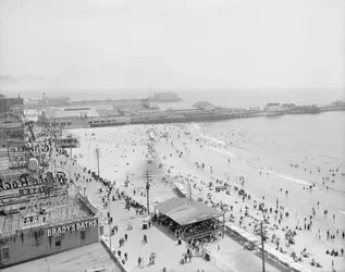 Pláž a promenáda, Atlantic City, 1900-10