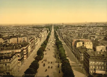 Avenue des Champs-Élysées, Paříž, kolem 1890-1900 (fotochrom)