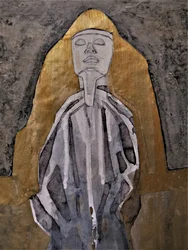 Zlatá meditační soška