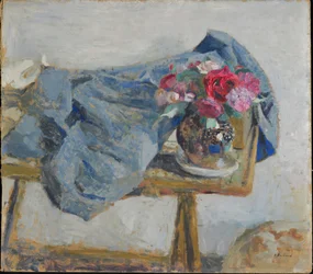 Červené růže a látky na stole, 1900-1901.