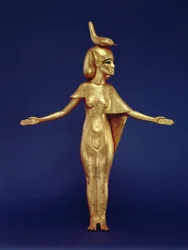 Detail bohyně Selket z baldachýnové svatyně, z hrobky Tutanchamona (asi 1370-1352 př.nl) Nová říše (pozlacené dřevo) (viz také 228567)
