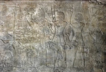 Egyptský starověk: spojuje od hrobky Kha em Het (Khaemhat) inspektora podkroví a písaře ke dvoru Amenophise III (TT57) představujícího nositele obětin. 18. dynastie. 1530-1290 před naším letopočtem. Vallee des Nobles. Luxor, Západní břeh Jordánu, Egypt