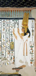Nefertari před prvními dveřmi Osirisovy říše, zvedá ruce na znamení uctívání, freska, pohřební komora, Hrobka Nefertari (QV66), Údolí královen, Théby. Egyptská civilizace, Nová říše, XIX. dynastie.