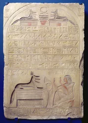 Stéla generála Kasy, Nová říše, cca 1294-1279 př. n. l. (malovaný vápenec)