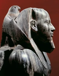 Egyptská civilizace, Stará říše, IV. dynastie. Dioritová socha faraona Chafrea (Chephren). Z Gízy