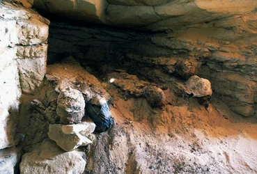 Detail hrobky č. 49, Údolí zlatých mumií, Bahariya Oasis, Gíza, Egypt. Egyptská civilizace