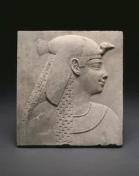 Reliéfní plaketa zobrazující královnu nebo bohyni, Ptolemaiovské období