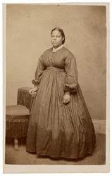 Alice,asi 1860 (foto)