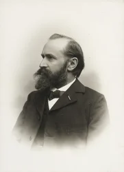 Portrét skladatele a varhaníka Otto Mallinga 1848-1915, c. 1900.
