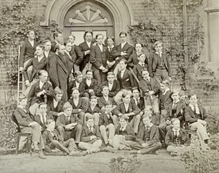 Fotografie domu na Eton College, 1870
