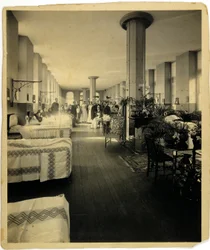 Dětské oddělení v nemocnici St. Thomas Hospital, Londýn, kolem roku 1900